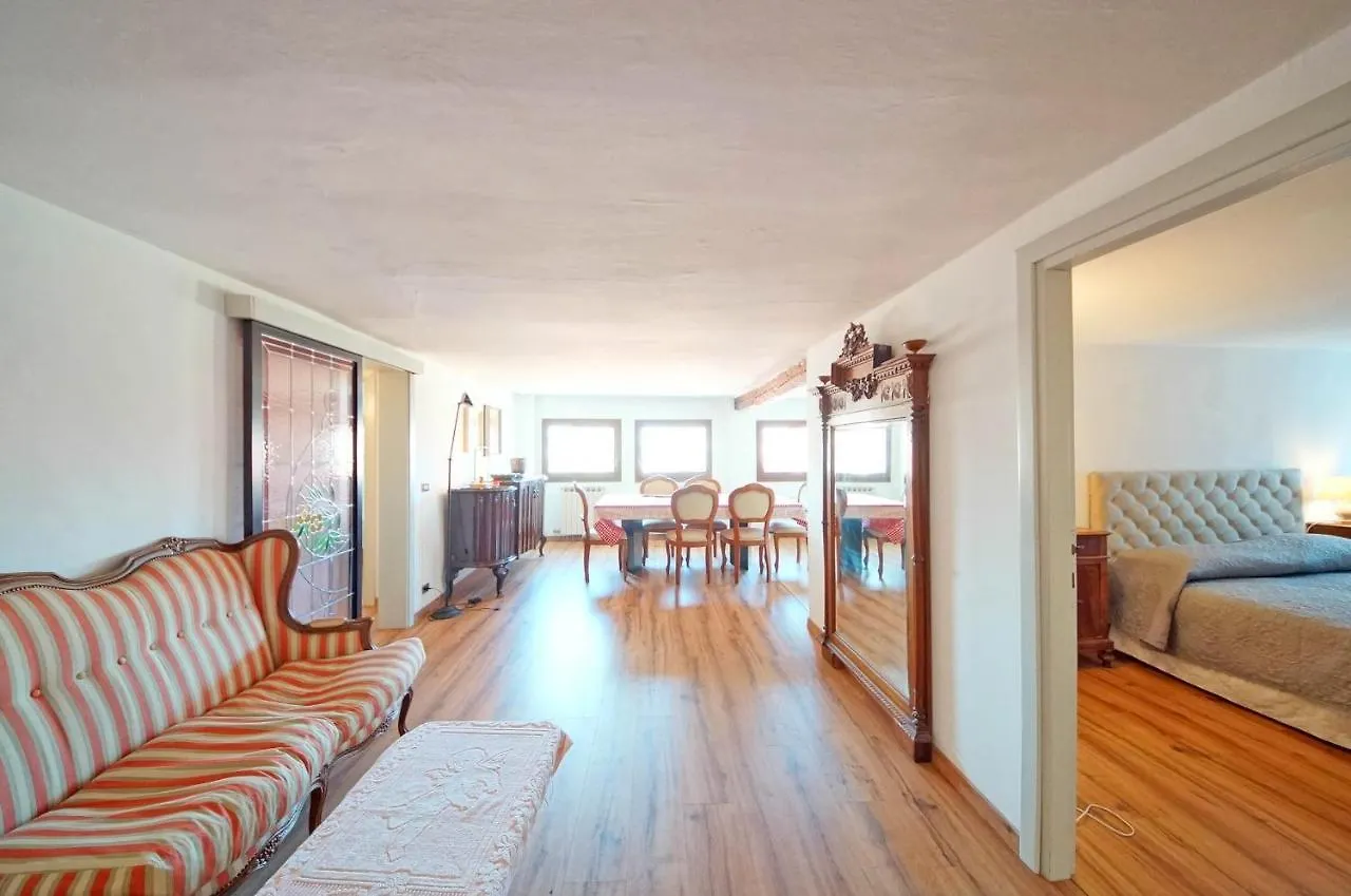 Dolcevita Apartments N 304 Rialto Mercato البندقية إيطاليا
